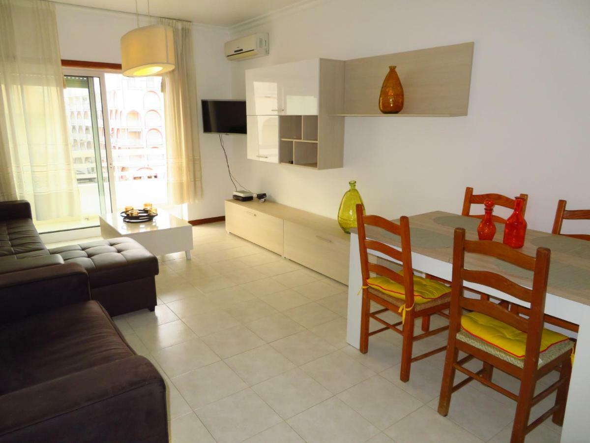 Apartamentos Carolino 蒙蒂戈杜 外观 照片
